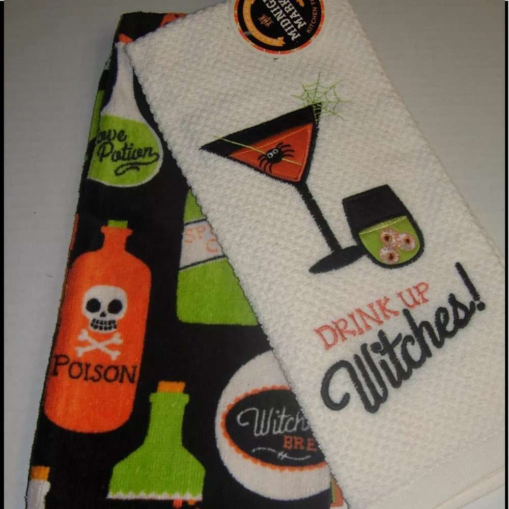 Midnight Market Halloween 🎃 Kitchen Towel 2pc Set